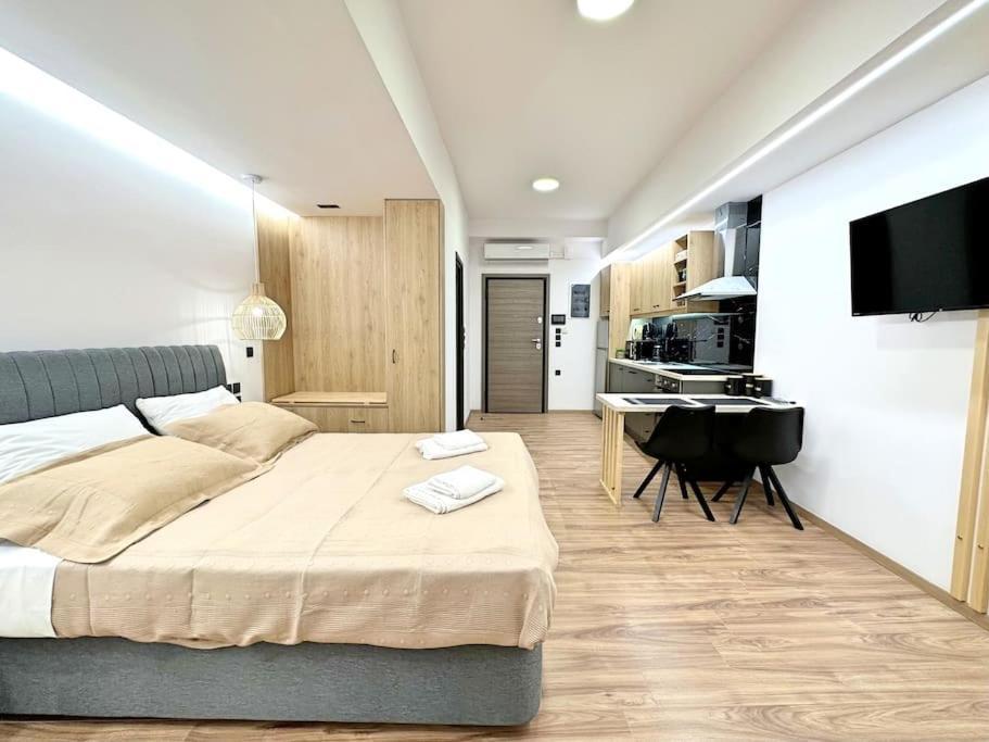 Oasis Luxury Apartments Еретрия Екстериор снимка
