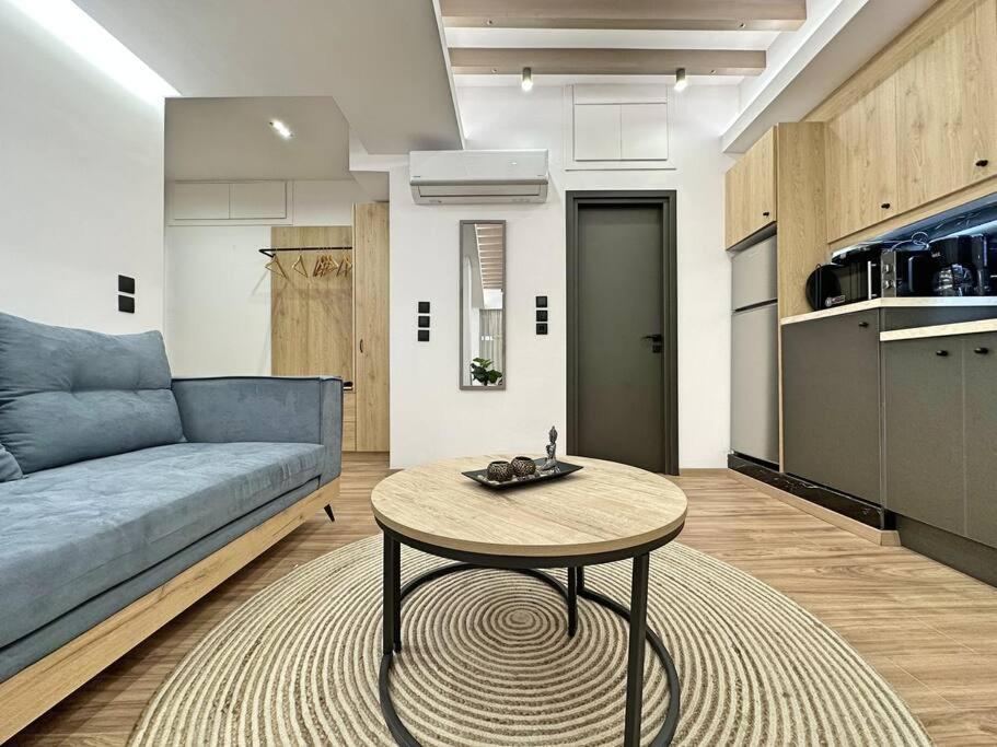 Oasis Luxury Apartments Еретрия Екстериор снимка