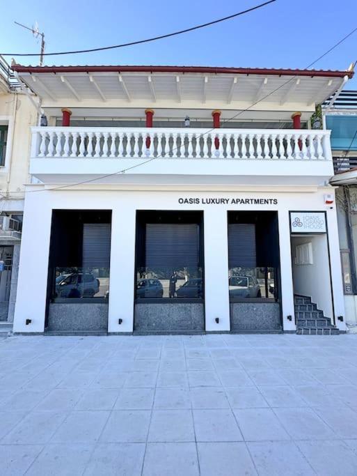 Oasis Luxury Apartments Еретрия Екстериор снимка
